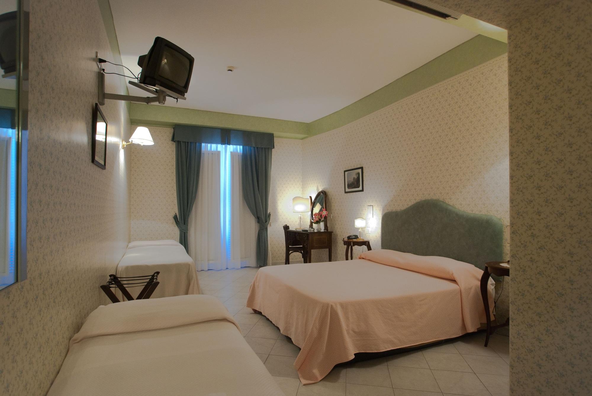 Hotel Loreley Серрара-Фонтана Экстерьер фото